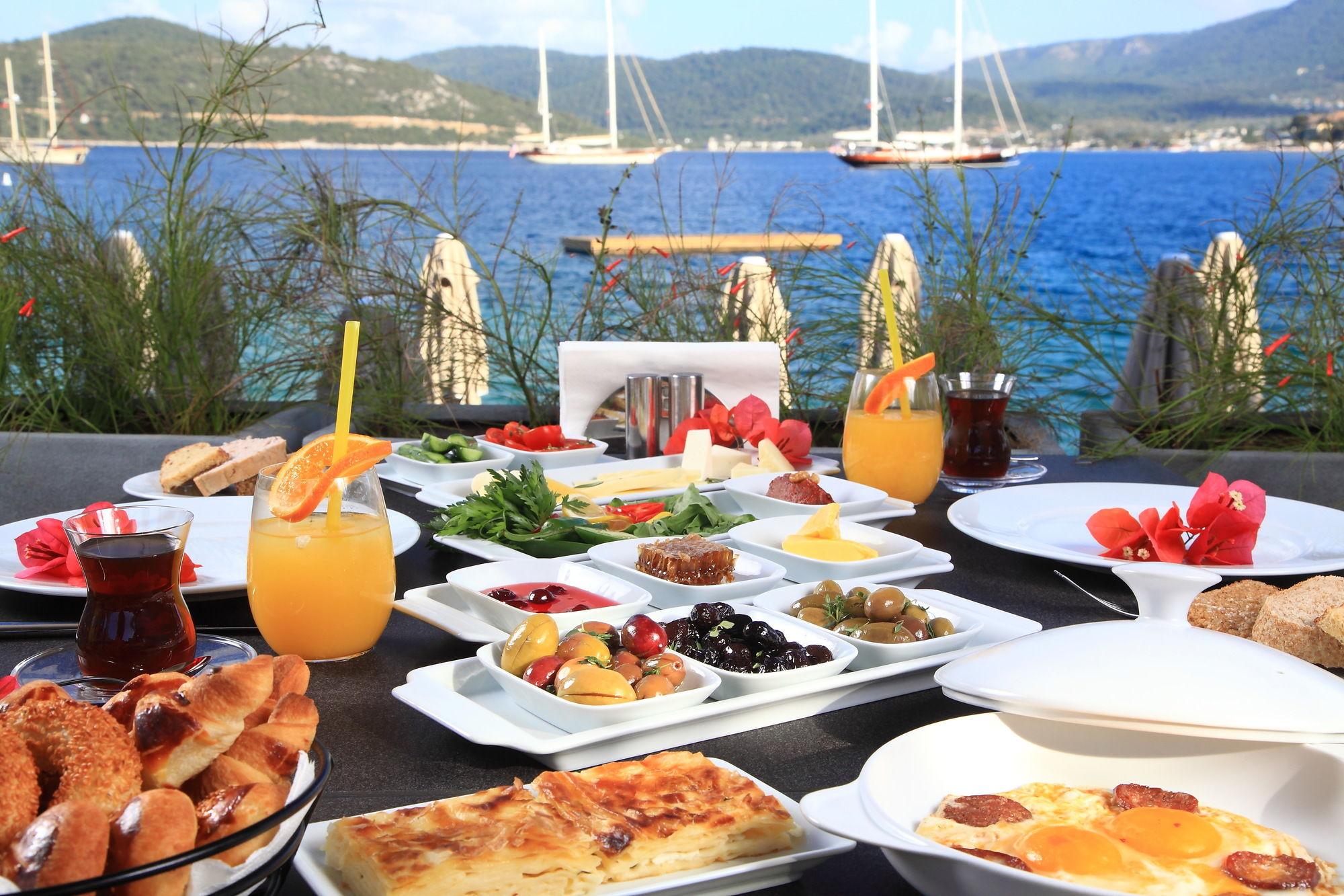 No81 Hotel Göltürkbükü Buitenkant foto