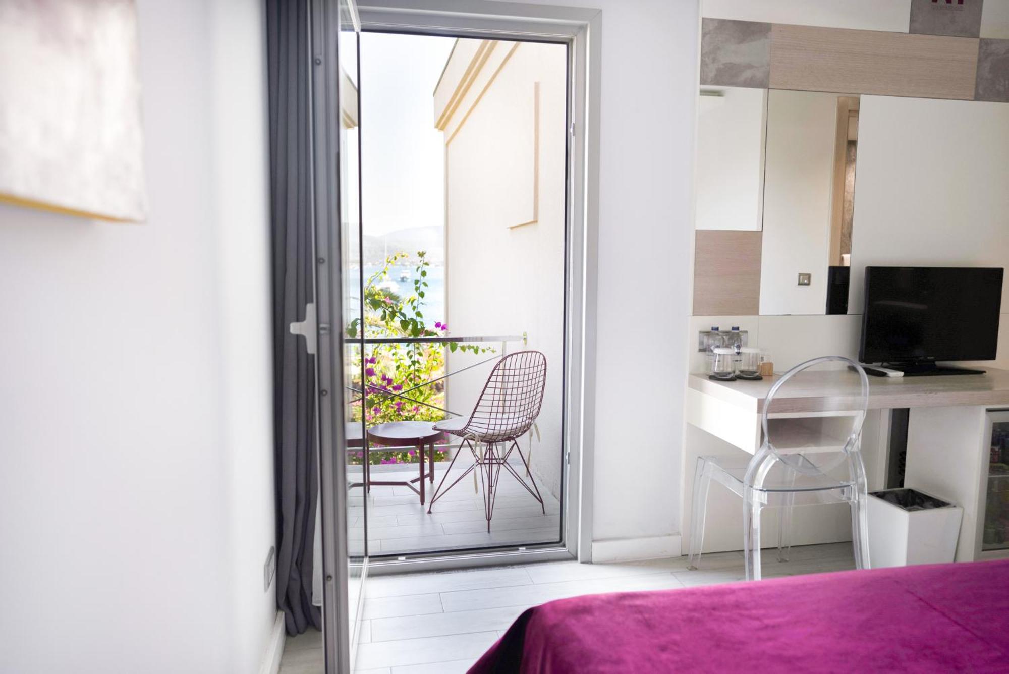 No81 Hotel Göltürkbükü Buitenkant foto